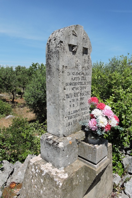 Memorial to Matu Roić